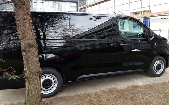 OŚWIĘCIM. PKP PLK udostępniła samochody na potrzeby służby zdrowia