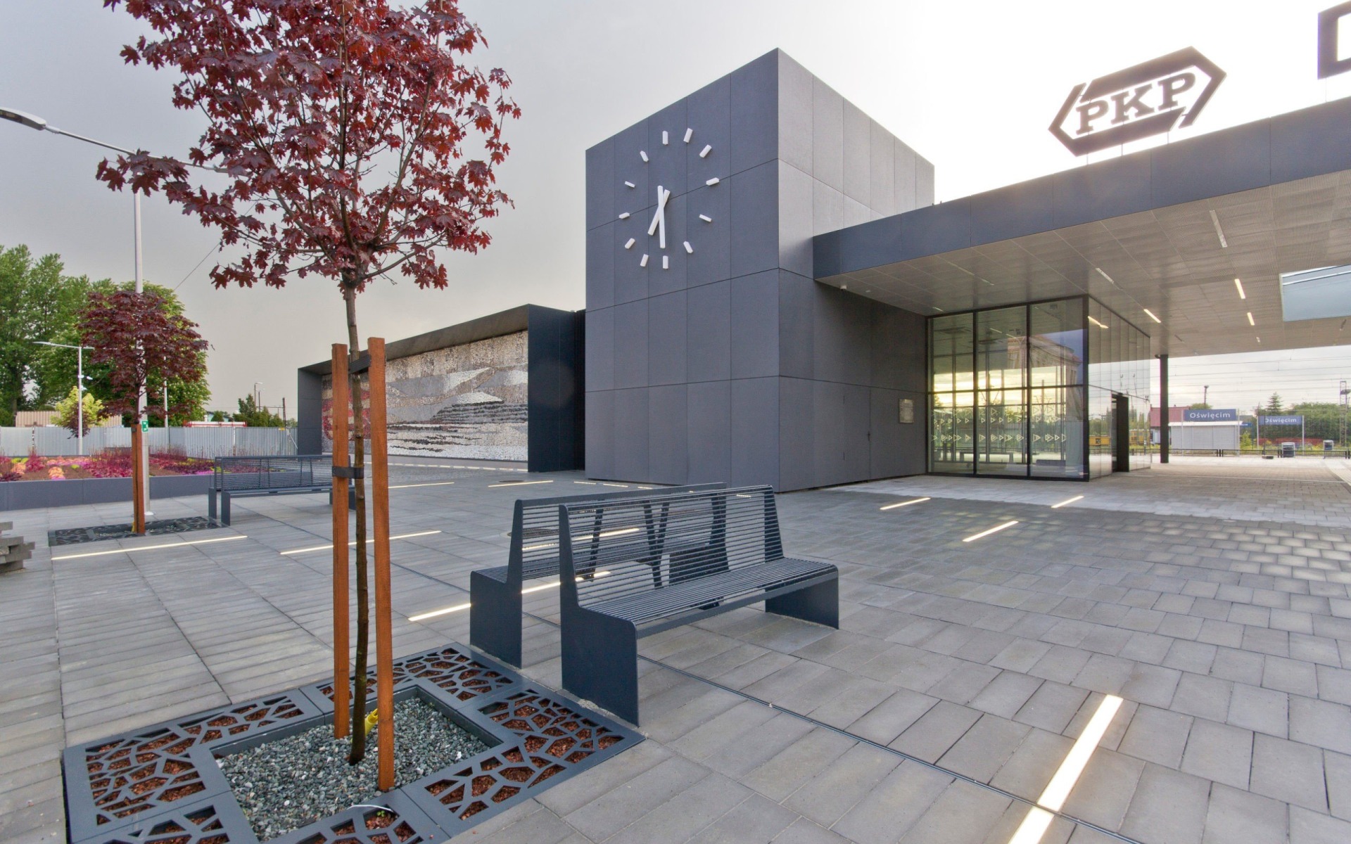 OŚWIĘCIM. Nowy dworzec kolejowy już otwarty