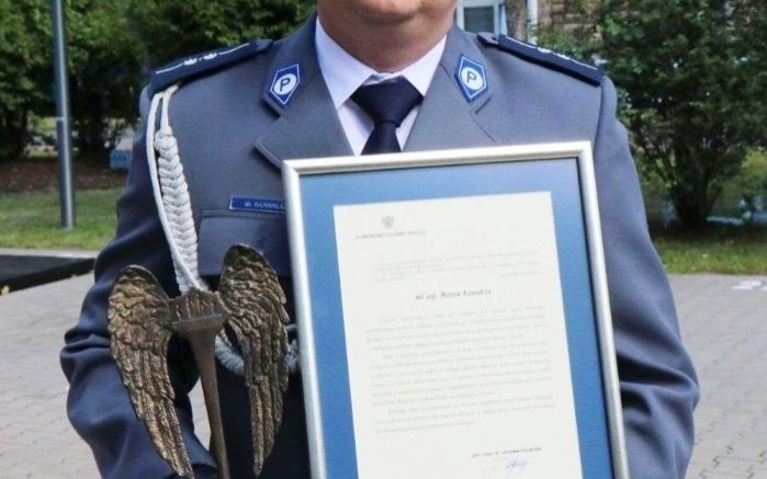 POWIAT. Oświęcimianin laureatem „Policjant, który mi pomógł”