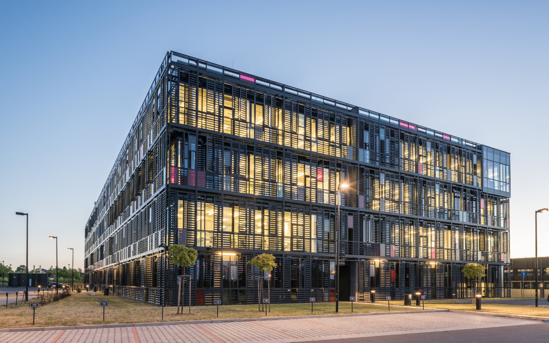 POWIAT. Niższe progi Polskiej Strefy Inwestycyjnej