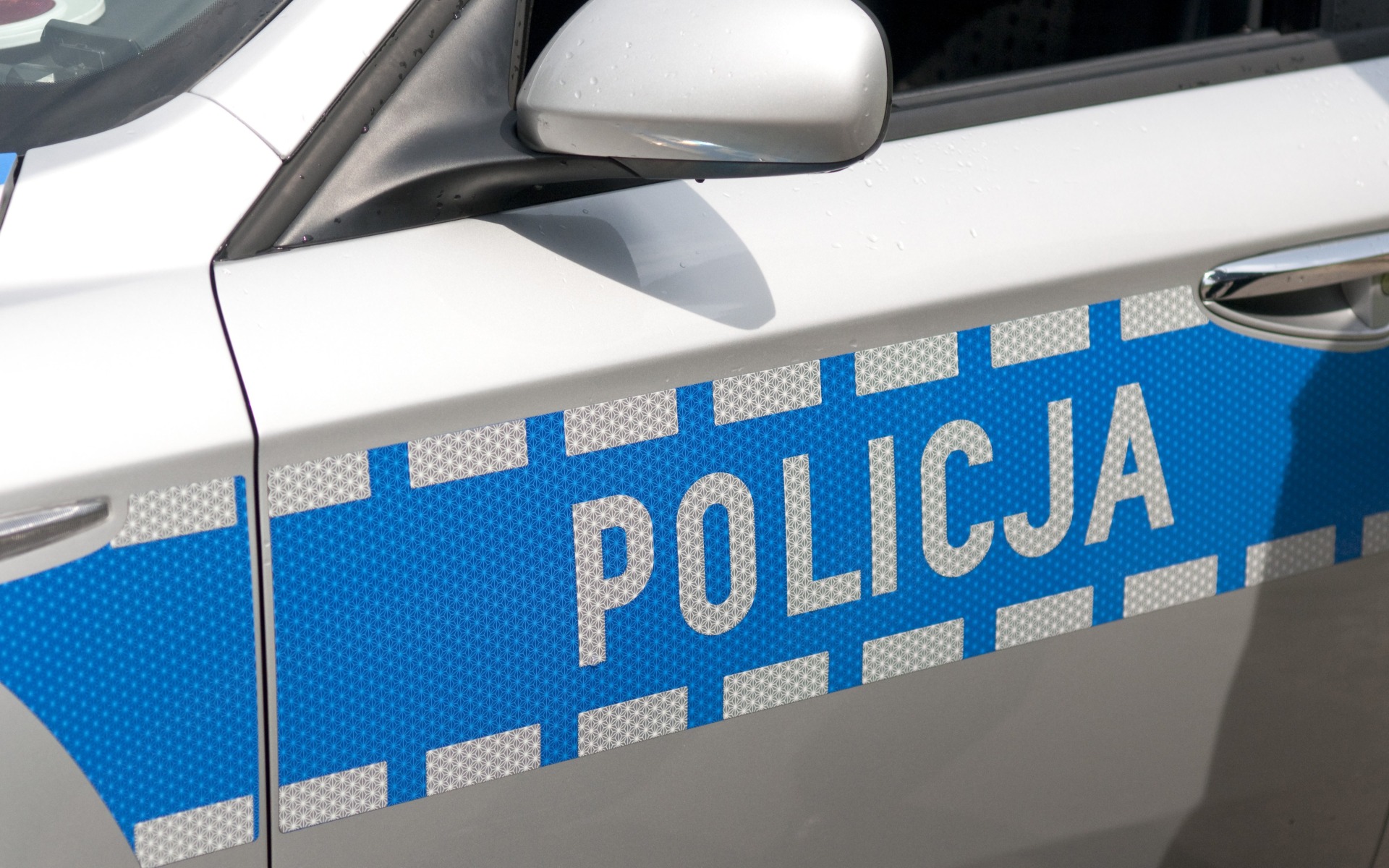 POWIAT. Pijany kierowca wpadł przez niesprawne oświetlenie