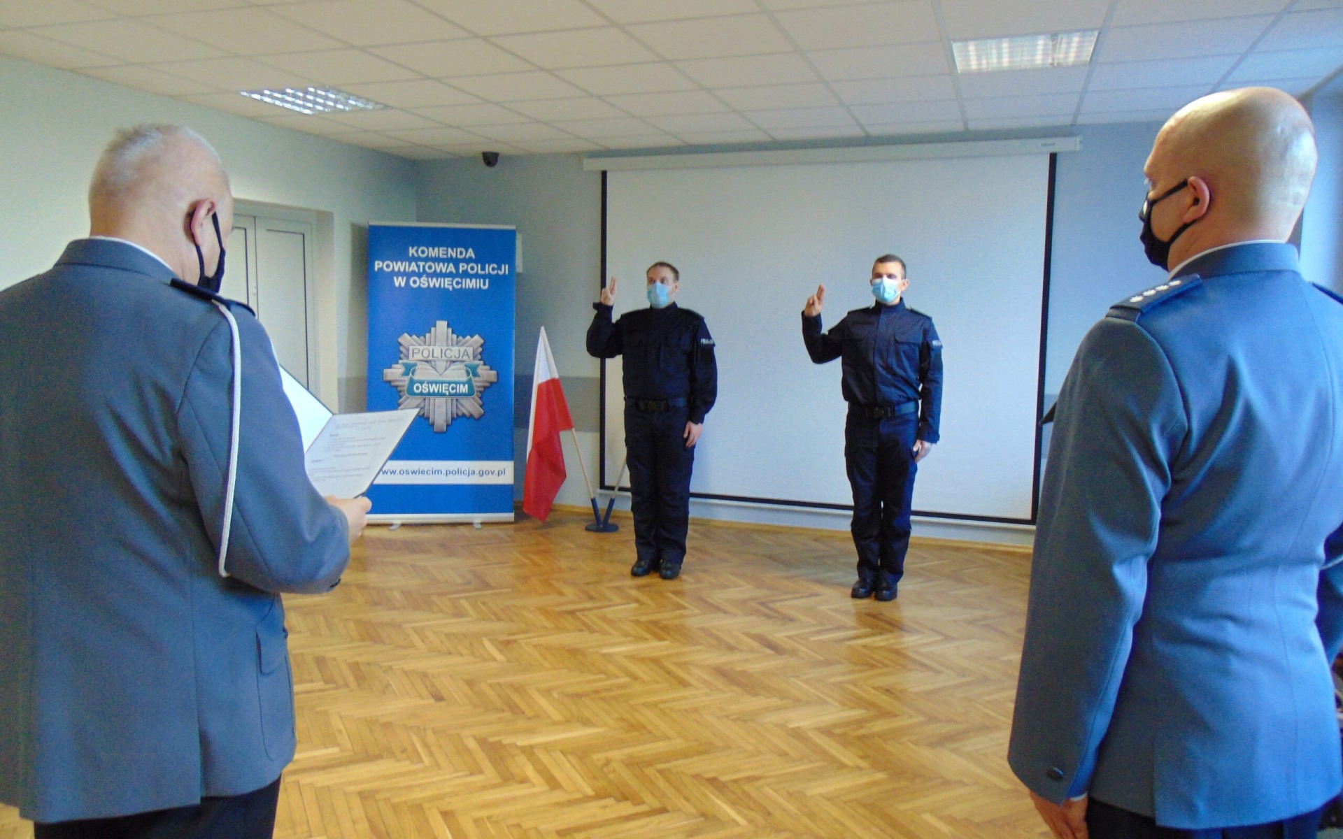 POWIAT. Nowi policjanci w służbie ojczyźnie