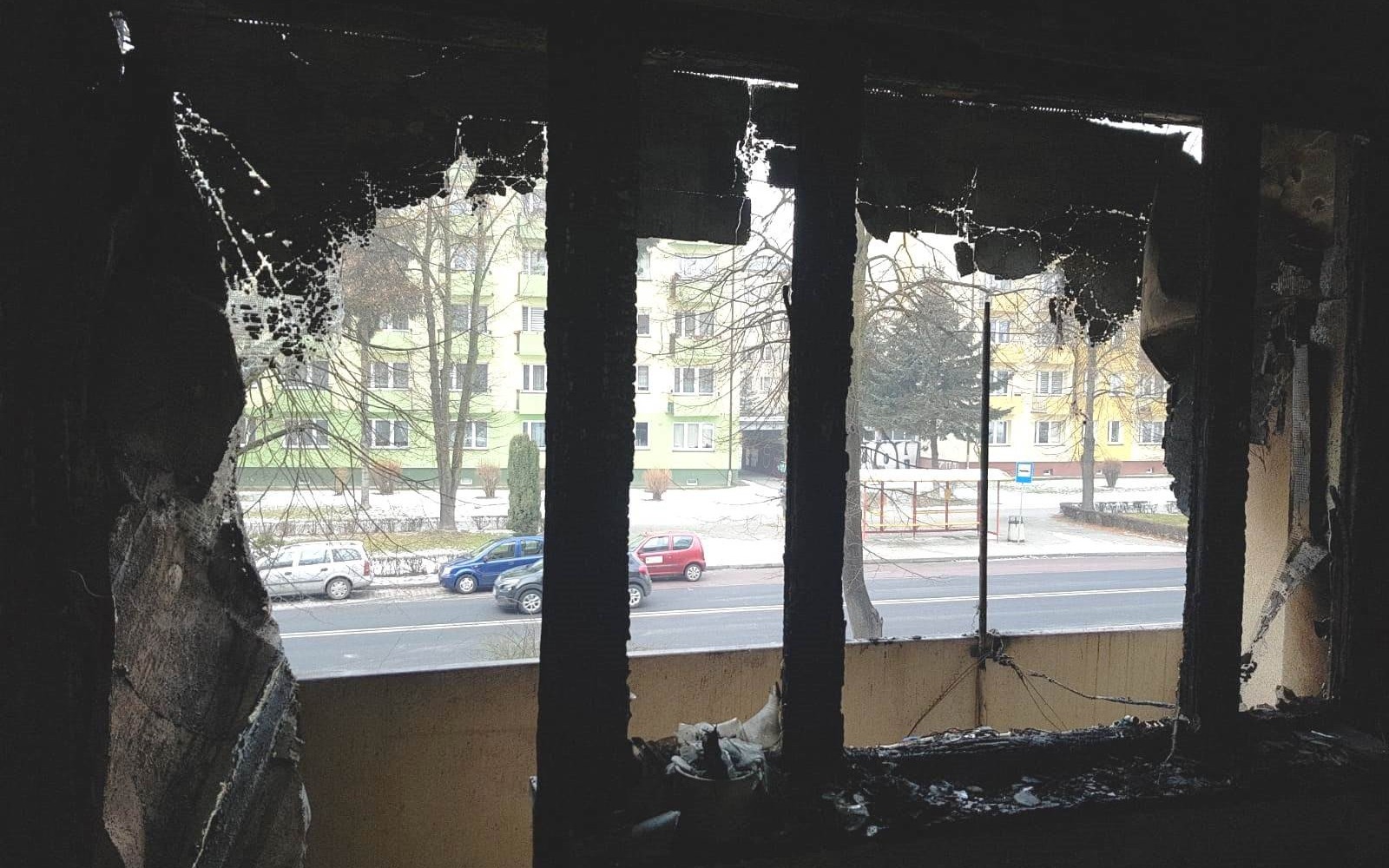 OŚWIĘCIM. Policjanci ewakuowali mieszkańców bloku