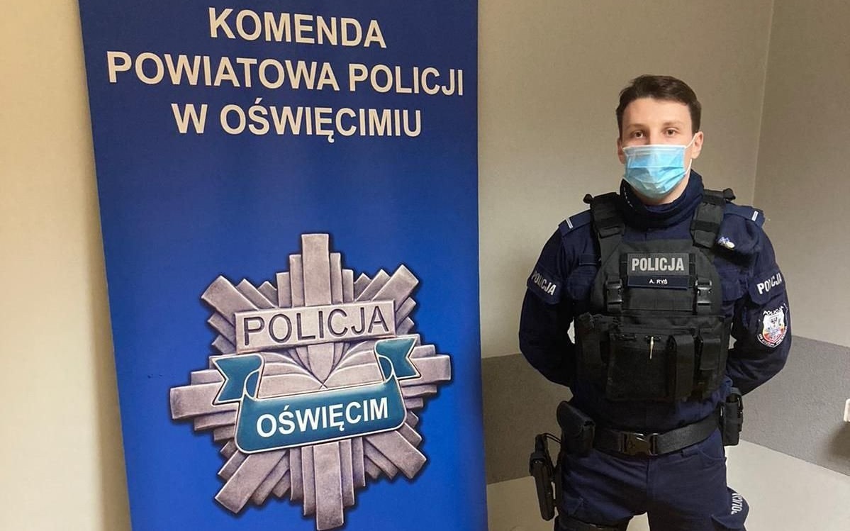 POWIAT. Funkcjonariusze pospieszyli z pomocą seniorce