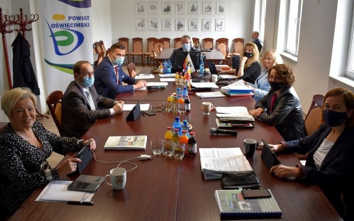 POWIAT. Rządząca koalicja może kontynuować swoją pracę