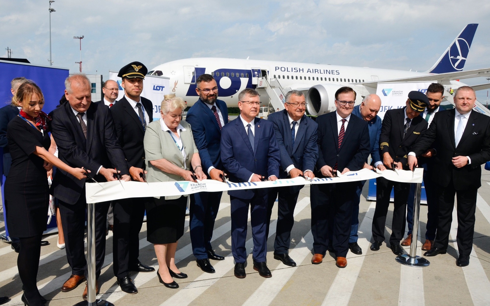 REGION. #PROSTOzKRAKOWA do Nowego Jorku z PLL LOT