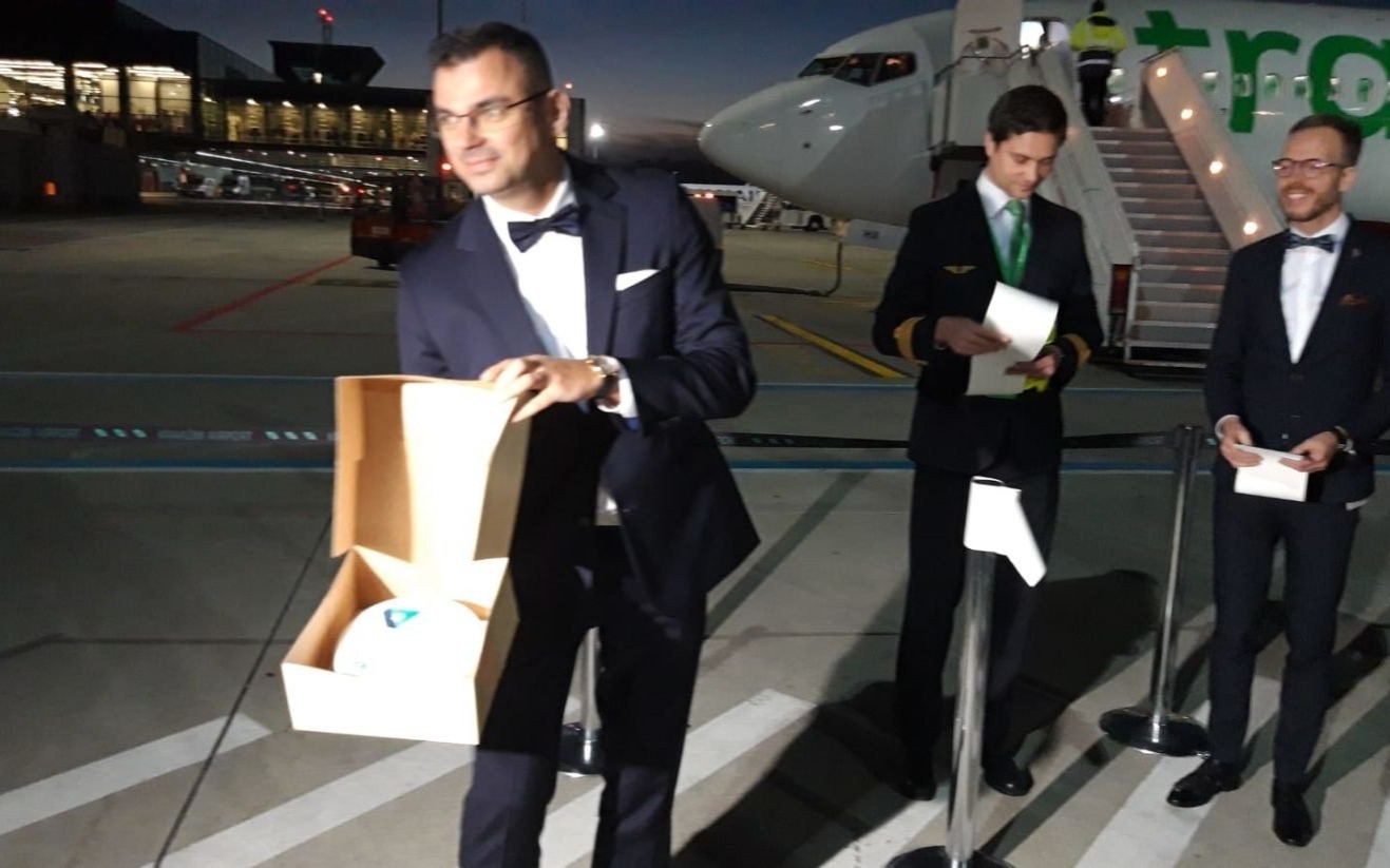 REGION. Z Kraków Airport prosto do Paryża