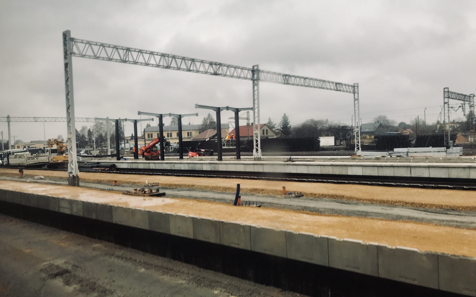 OŚWIĘCIM. Stacja Oświęcim – dobre zmiany dla podróżnych pociągami