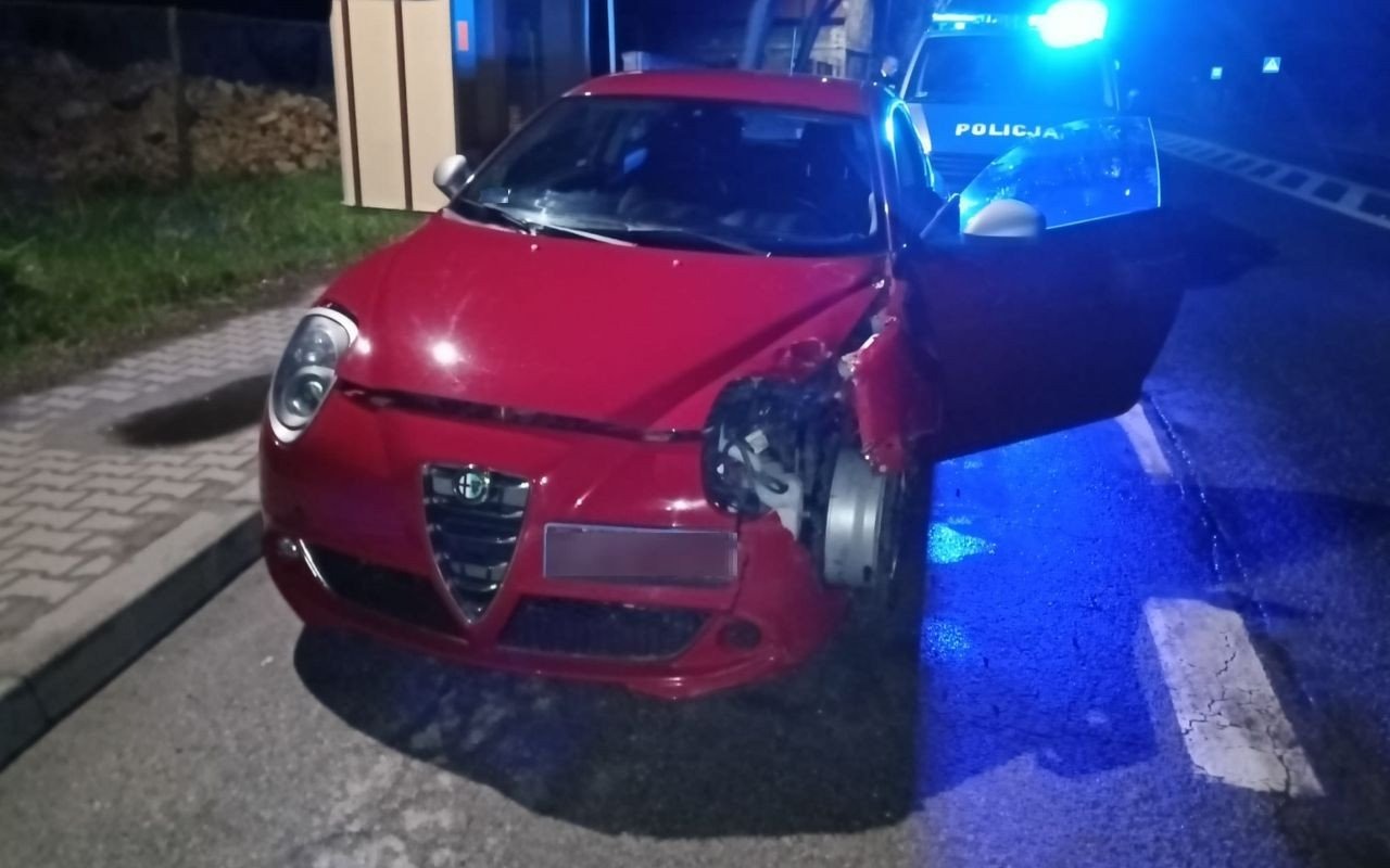 RAJSKO. Kierowca uciekł z miejsca zdarzenia