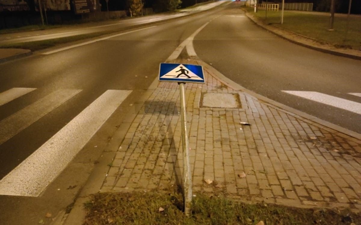 OŚWIĘCIM. Po śladach oleju trafili do sprawcy kolizji który uciekł z miejsca kolizji