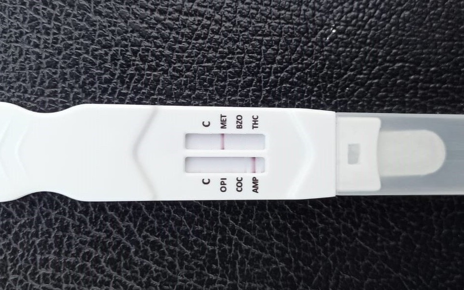 POWIAT. 19-letni kierowca podejrzany o posiadanie narkotyków