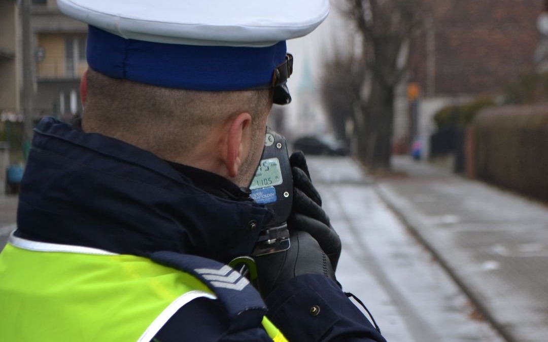 OŚWIĘCIM. Przez miasto jechał z prędkością 107 km/h