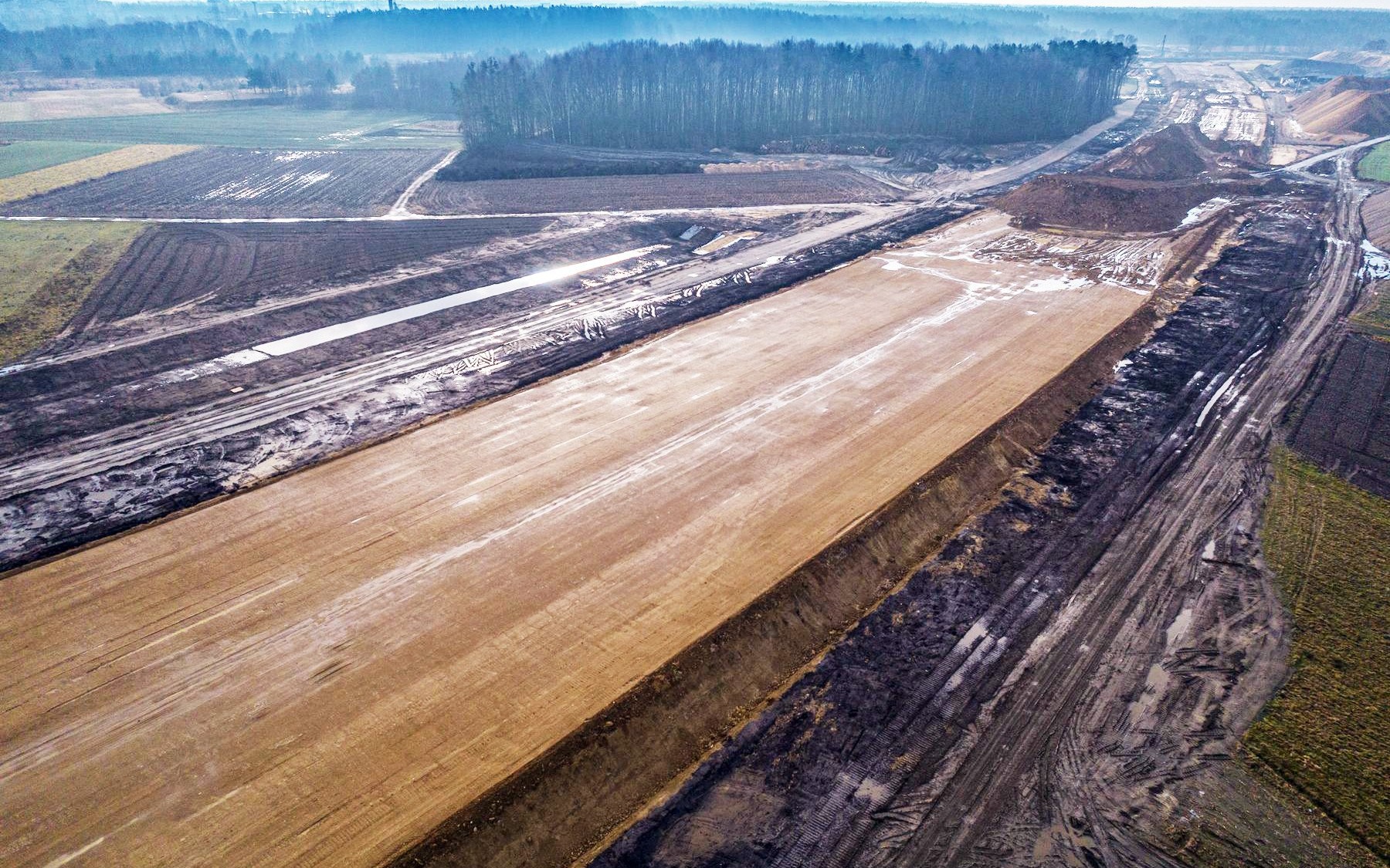 POWIAT OŚWIĘCIMSKI. Zdjęcia lotnicze węzła Oświęcim w ciągu budowanej drogi S1