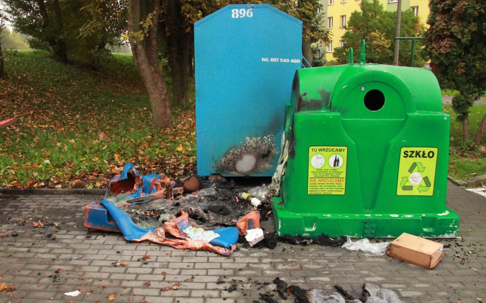 OŚWIĘCIM. Piroman spalił kosze i pojemniki na odpady za 14 tys. zł