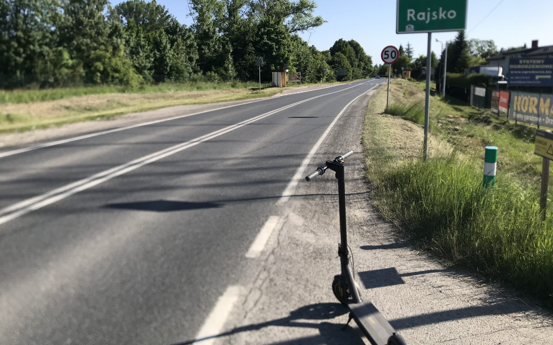 POWIAT. Od lat brakuje zaledwie 300 metrów chodnika na trasie Oświęcim – Rajsko