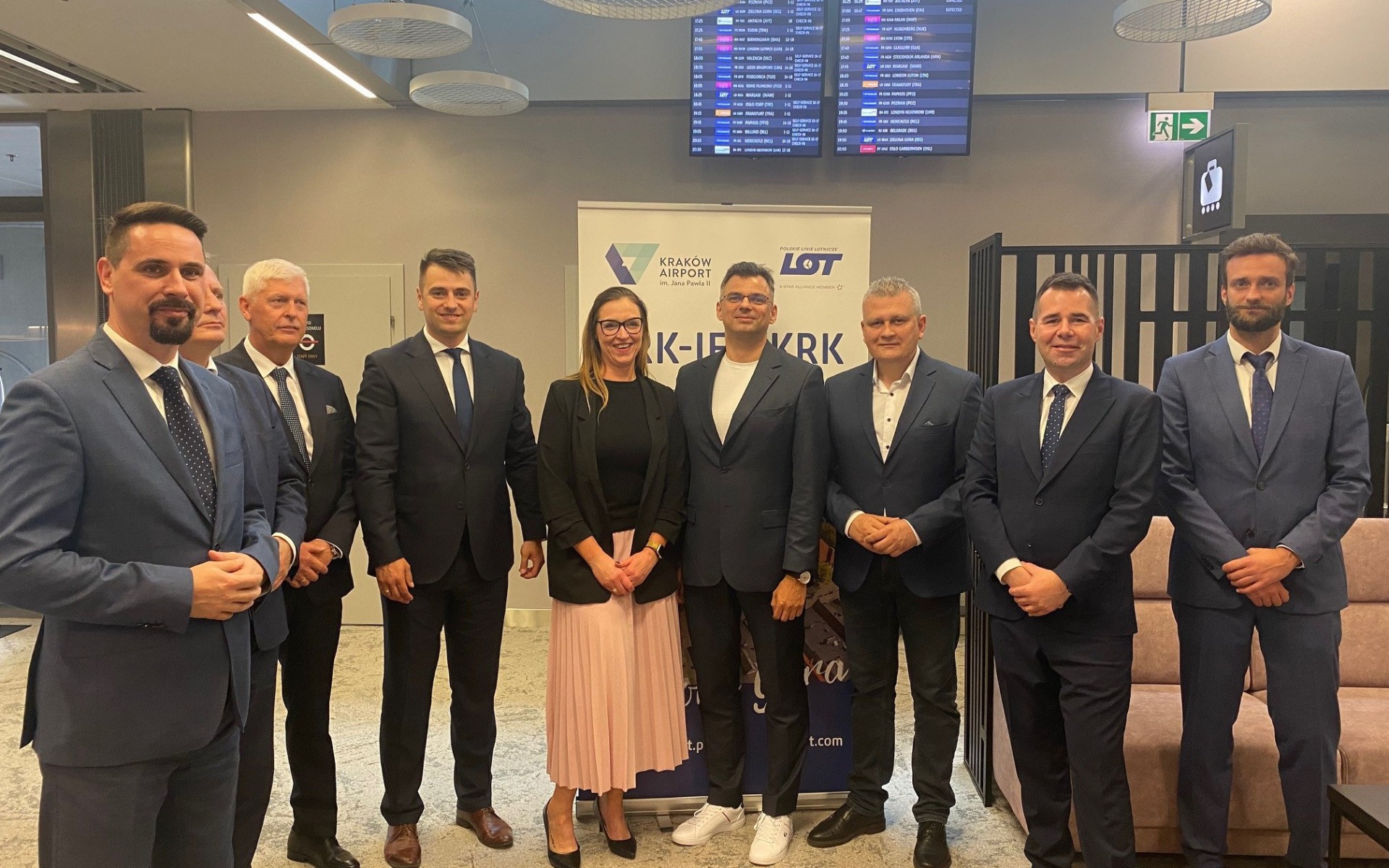 KRAKÓW. Inauguracja połączenia PLL LOT na trasie Kraków –  Zielonej Góra