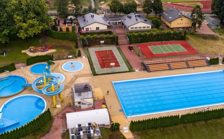 OLKUSZ. Całe rodziny zadowolone z kompleksu basenowo – rekreacyjnego