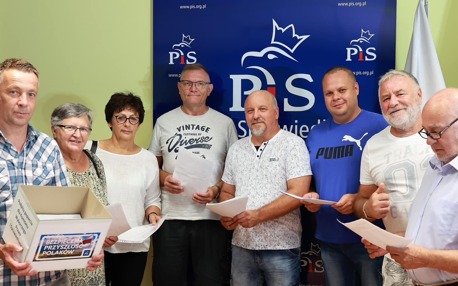 OŚWIĘCIM. Działacze PiS zbierają podpisy poparcia, ale nadal nie znamy „jedynki” PiS z obwodu nr 12?