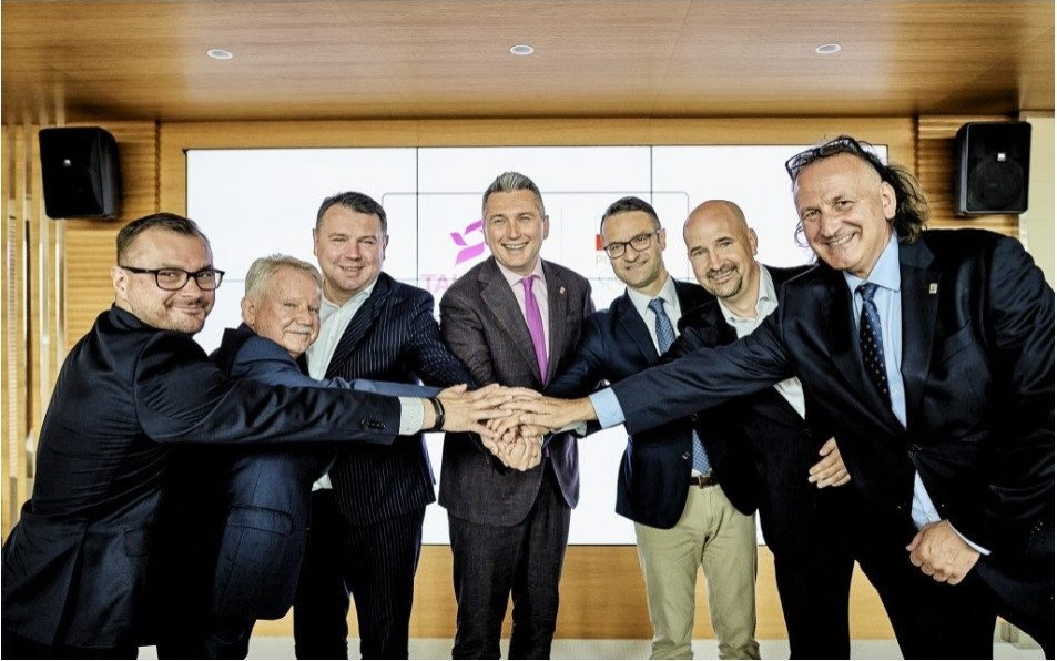 OŚWIĘCIM. Tauron został sponsorem Polskiej Hokej Ligi, pomoże spłacić 23 mln zadłużenie