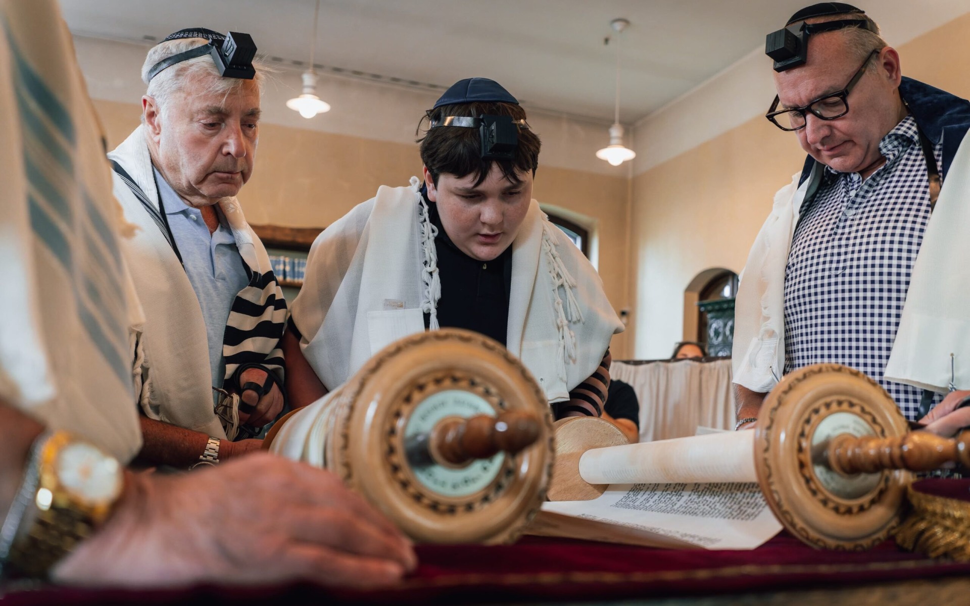 OŚWIĘCIM. Historyczna Bar Micwa w Synagodze w Oświęcimiu