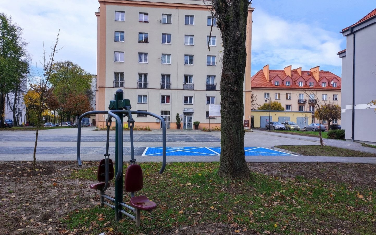 OŚWIĘCIM. Przy ul. Kopernika przybyło miejsc parkingowych, kolejne inwestycje w 2024