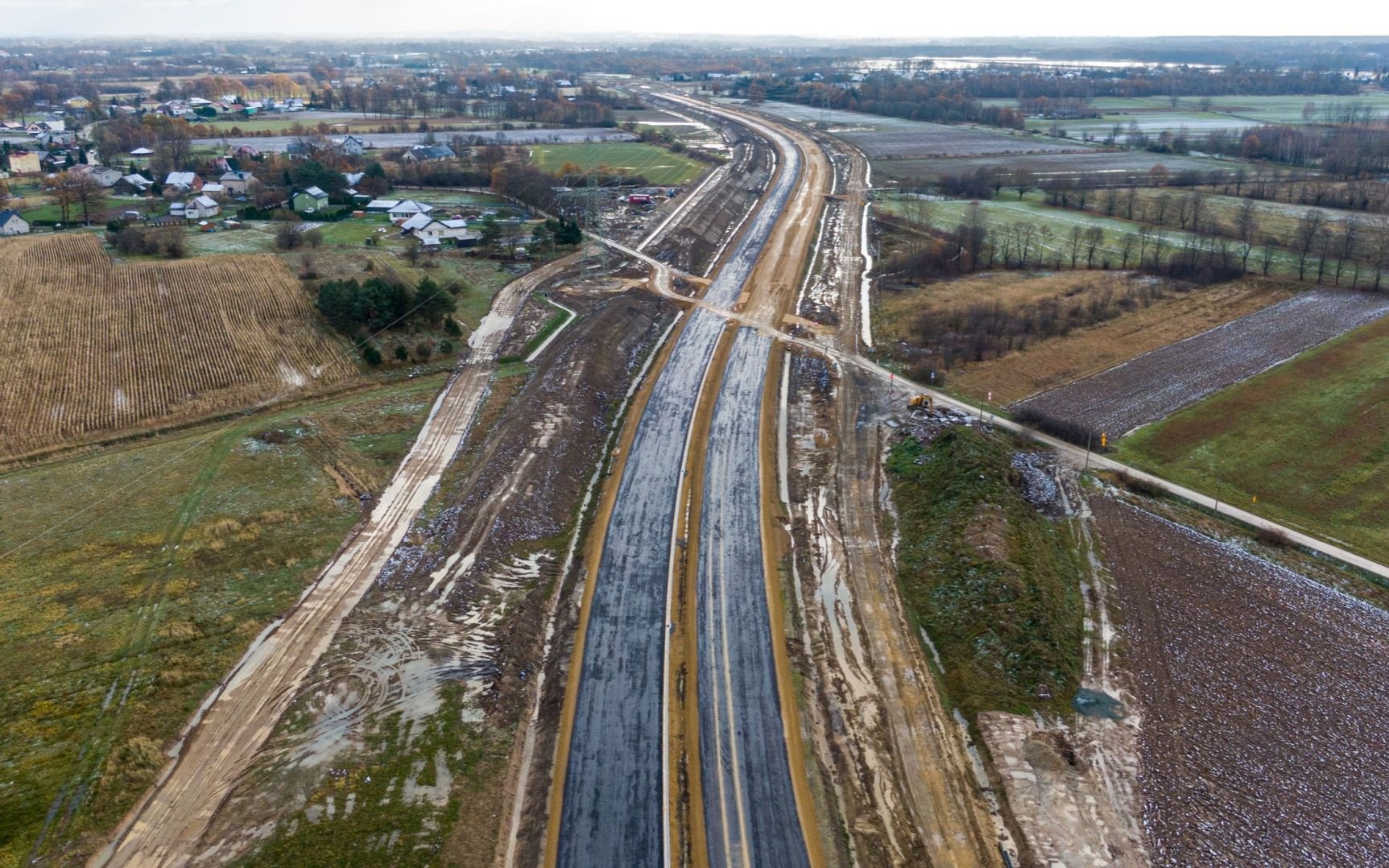 OŚWIĘCIM. Grudniowy przelot dronem nad budową nowej obwodnicy do drogi S1
