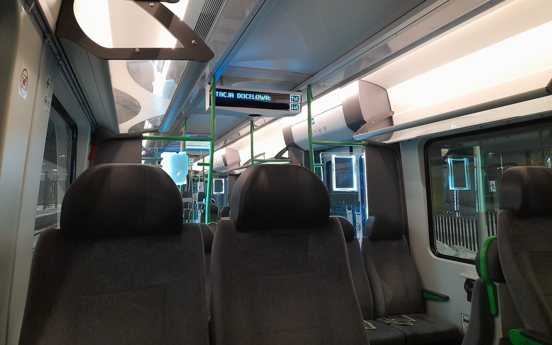 OŚWIĘCIM. Poszukiwany listem gończym został zatrzymany w pociągu, miał narkotyki