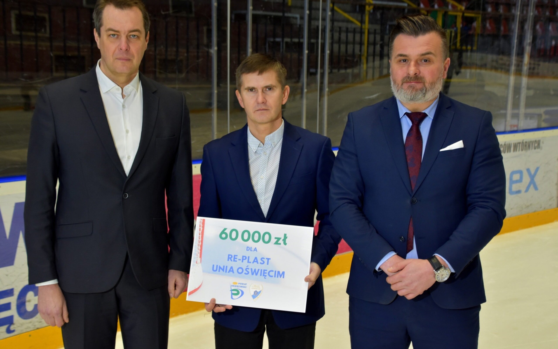 OŚWIĘCIM. Zarząd powiatu wsparł finansowo drużynę hokejową Re-Plast Unia Oświęcim