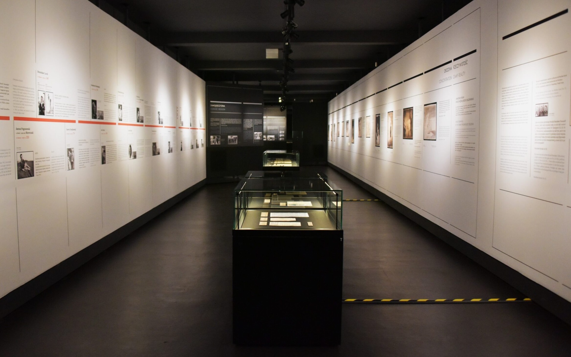 OŚWIĘCIM. „Drutami otoczony skrawek świata…” Nowa wystawa czasowa w Auschwitz