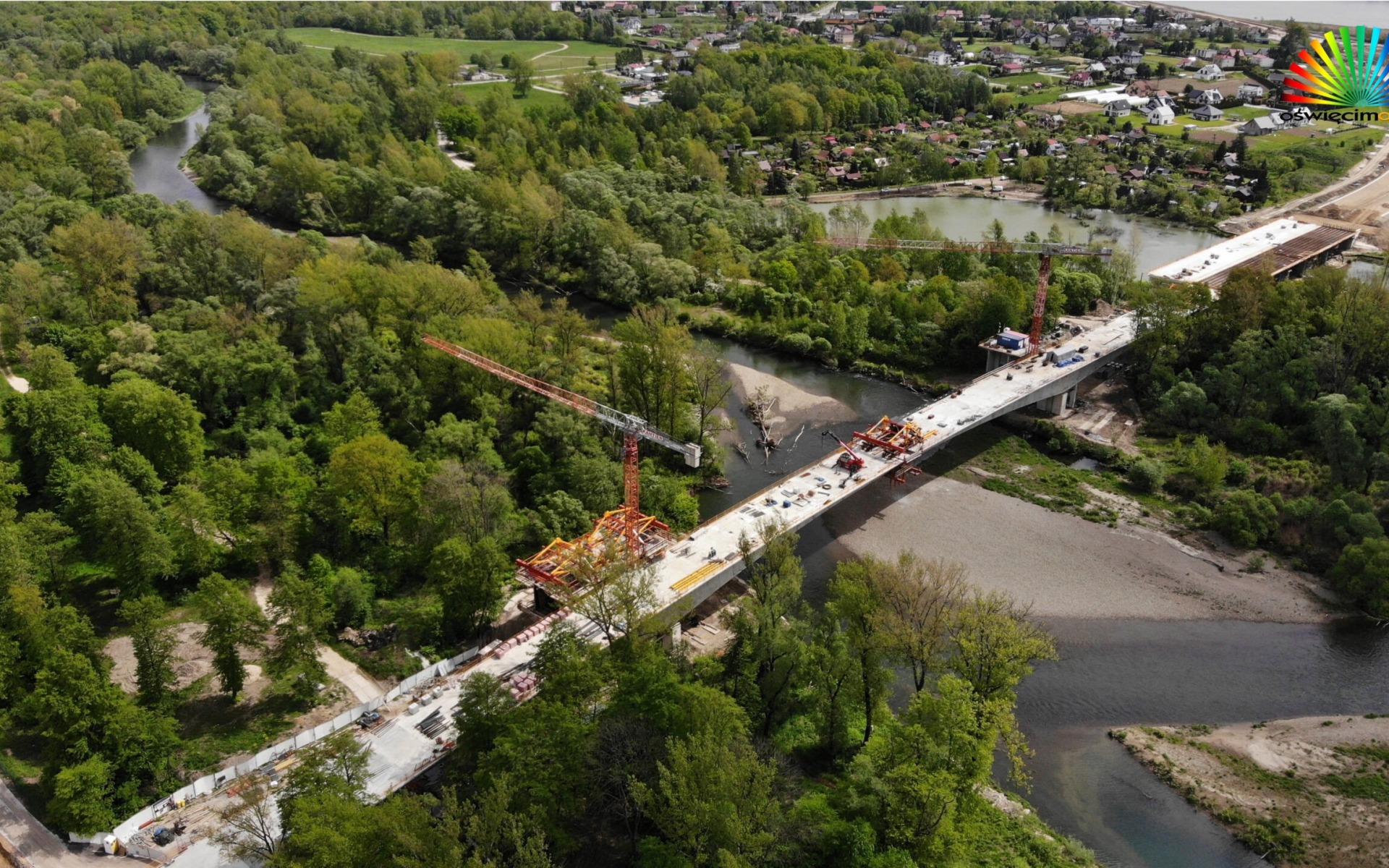 OŚWIĘCIM. Nowe zdjęcia mostu drogowego przez Solę na Kamieńcu (DRON)