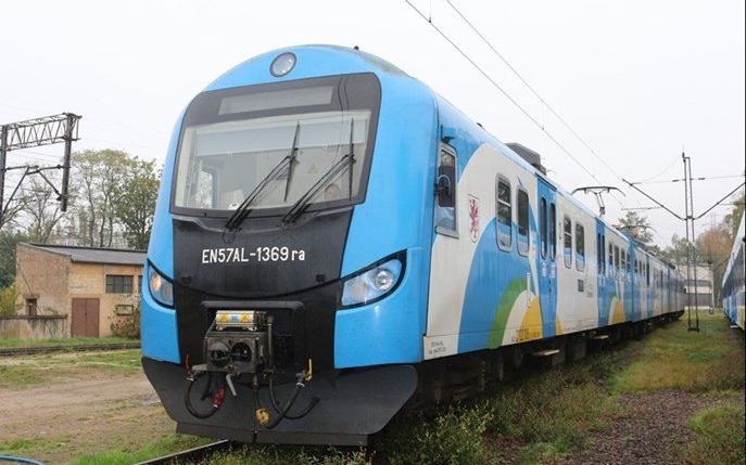 Koleje Małopolskie kupują sześć używanych pociągów EN57AL za 37,8 mln zł