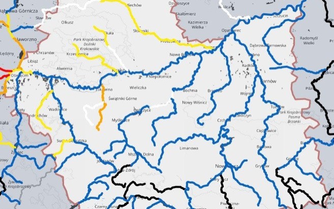 Fala opadów zalewa region! 300 interwencji strażaków – sytuacja pod kontrolą, ale ostrzeżenia nadal obowiązują!