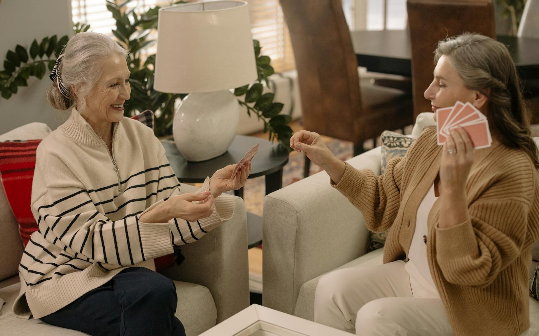 Najpopularniejsze gry w karty w Polsce: przewodnik po klasykach