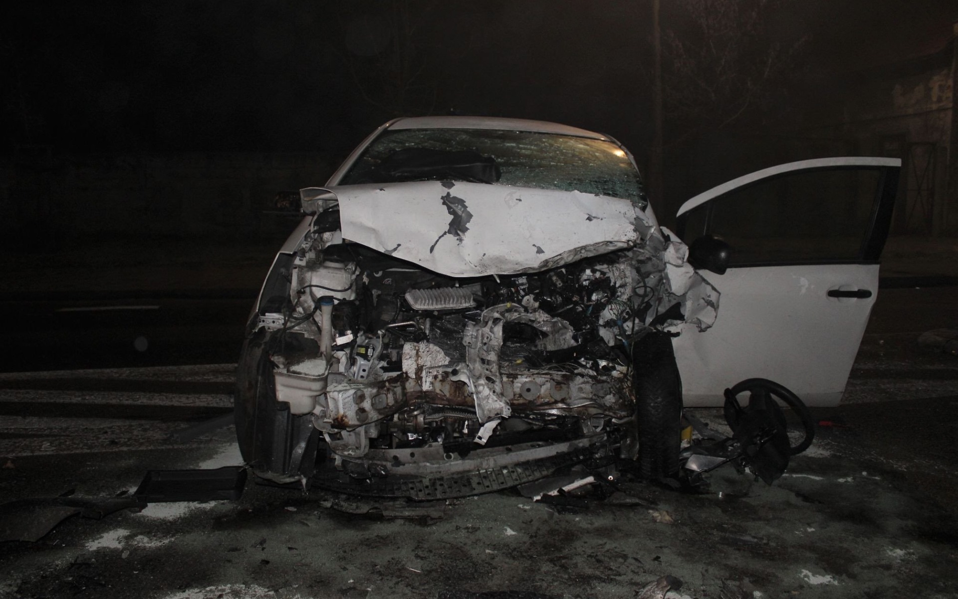 Czołowe zderzenie w Rajsku – poważny wypadek na ulicy Pszczyńskiej