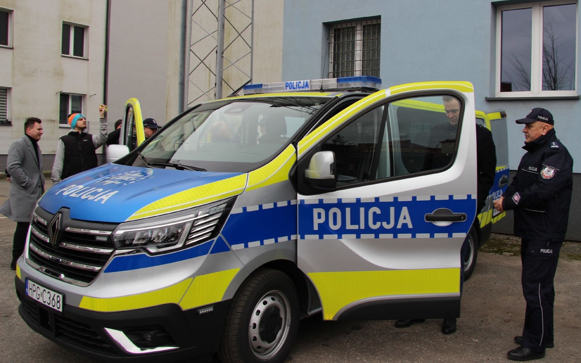 Nowe radiowozy w powiecie oświęcimskim – inwestycja w bezpieczeństwo mieszkańców