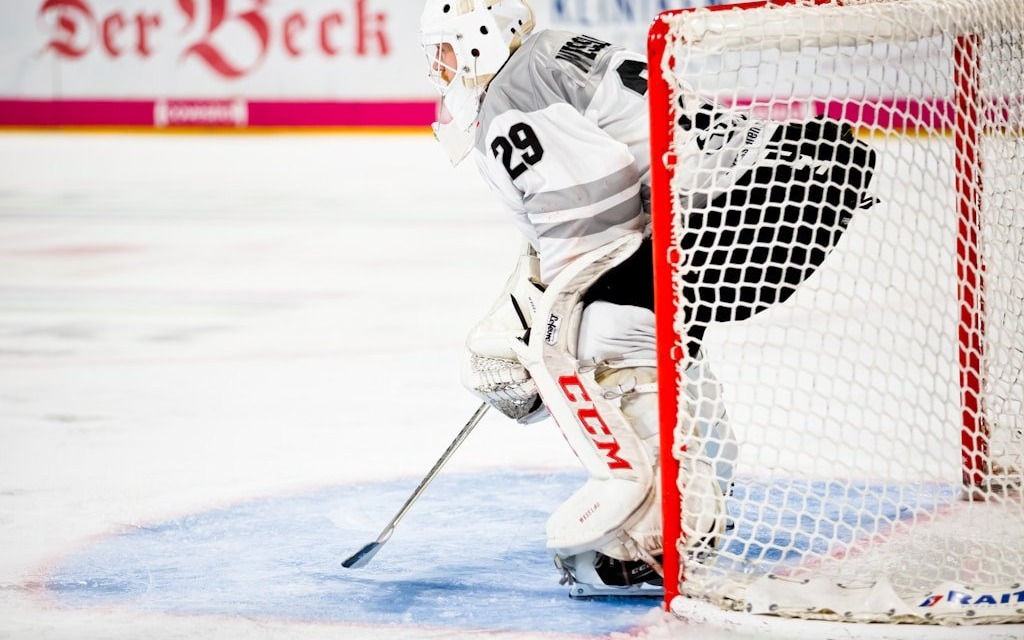 Małopolskie derby w ćwierćfinale: Analiza szans Unii z Cracovią
