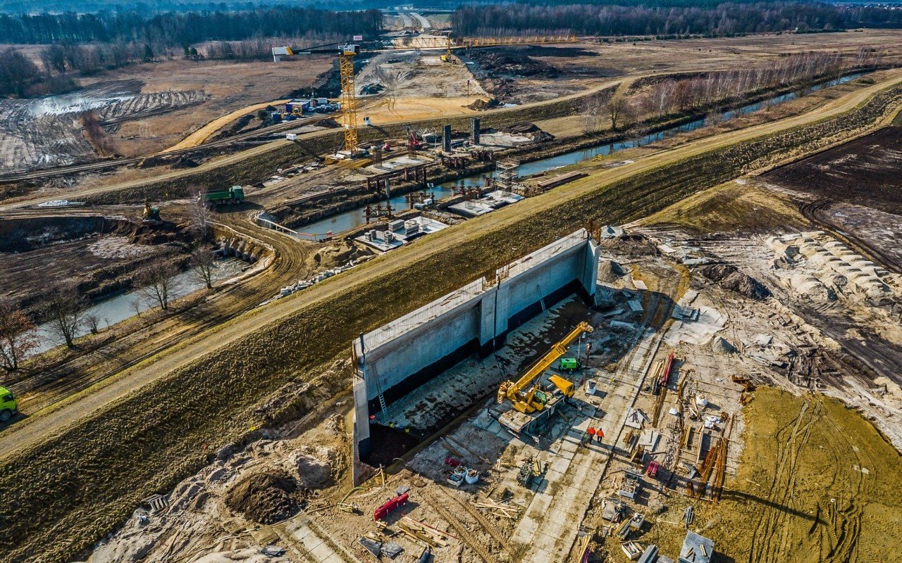 4 ronda, obwodnica i nowy węzeł na trasie S1 w Bieruniu – najnowsze zdjęcia z 11 marca robią wrażenie!