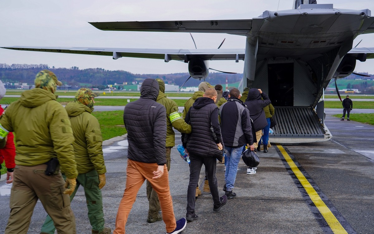 Deportacje z Polski. 16 cudzoziemców przymusowo opuściło kraj