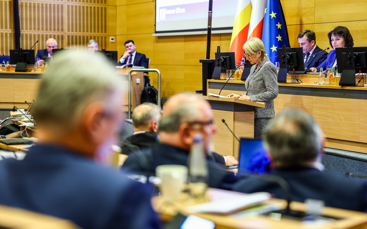 Miliony złotych dla Małopolski! Szpitale, strażacy, świetlice, sport i pamięć historyczna z ogromnym wsparciem Sejmiku