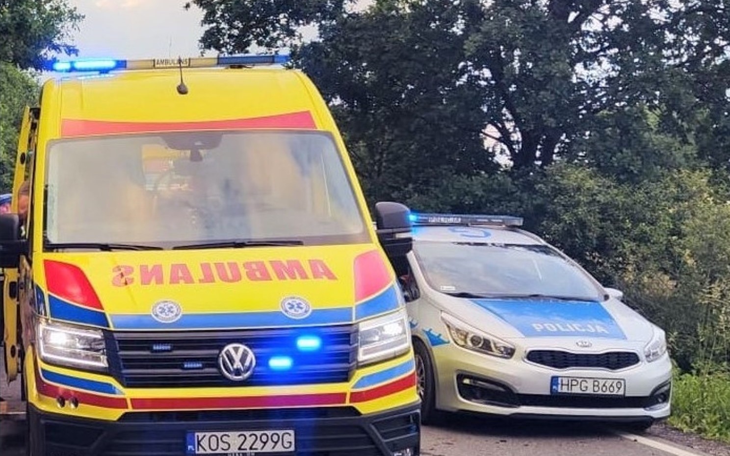 Dzięki ich reakcji żyją! Bohaterscy mieszkańcy Łowiczek i Osieka uratowali dwóch mężczyzn