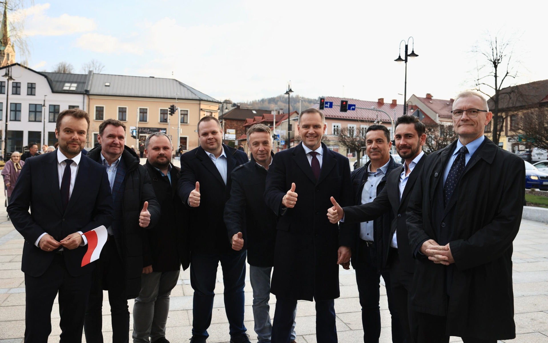 Eksplozja radości w oświęcimskim PiS! Gratulacje dla Karola Nawrockiego płyną szerokim strumieniem