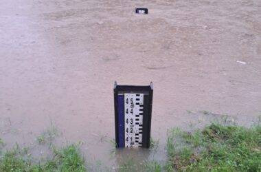 Tragedia w Oświęcimiu. 58-latek zmarł w łazience – strażacy zmierzyli 2000 ppm czadu