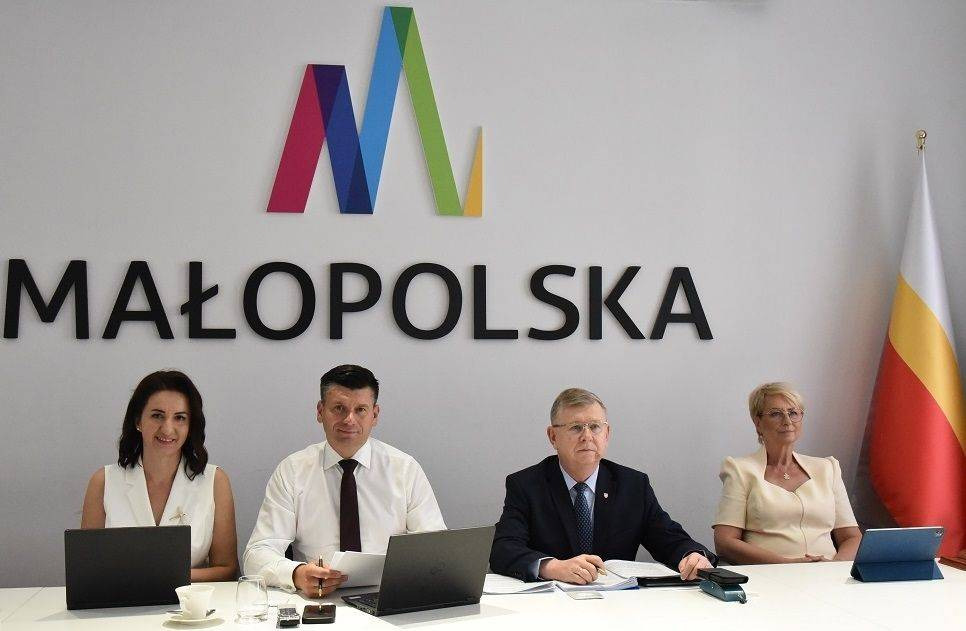 Zator zyska nowy blask! Rewitalizacja zabytkowego dworca kolejowego i budowa kładki pieszo-rowerowej