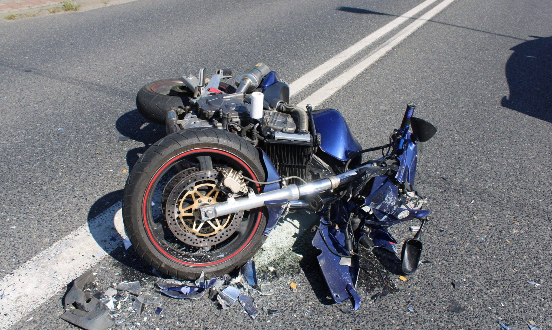 Rajsko: Motocyklista zderzył się z samochodem osobowym na DW933