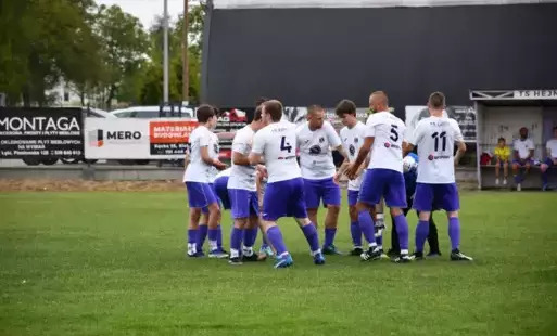 Trudny wyjazd do Brzeszcz - Hejnał II zalicza porażkę