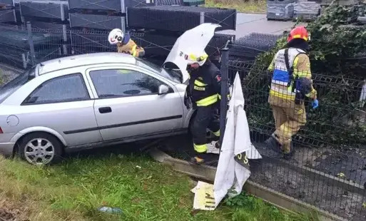 Kolizja drogowa w Bielanach na ul. Kęckiej