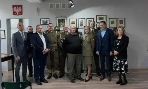 Uroczyste otwarcie wystawy „Na szlaku nadziei”