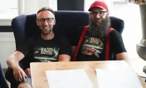 Fotograf z Nowej Wsi wraz z przyjaciółmi otwiera pierwsze w historii radio w gminie Kęty!