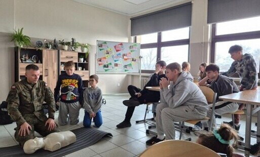 „Edukacja z wojskiem” w Szkole Podstawowej w Nowej Wsi
