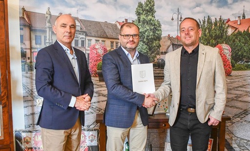 Nadchodzi kolejny sezon udanej współpracy „Niwy” Nowa Wieś z UG Kęty